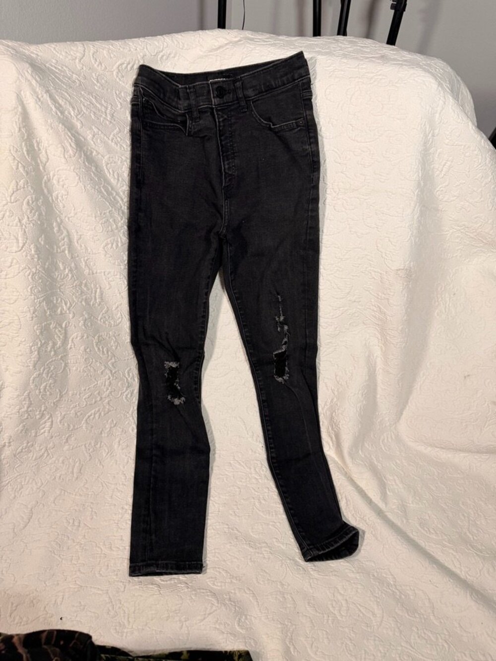 Express Black Ripped Jeans - Picture 6 of 7